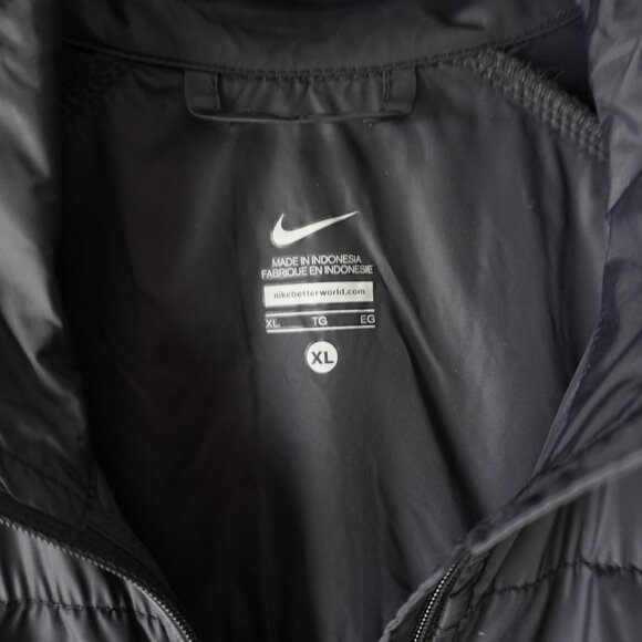 Nike Windbreaker XL - Picture 3 of 10